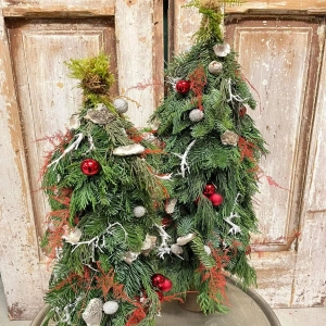 Brad Decorativ 10 - Confectionat Manual - Inaltime 80 - 100 cm 1