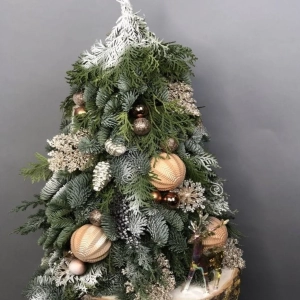 Brad Decorativ 3 - Confectionat Manual - Inaltime 50 - 60 cm 1