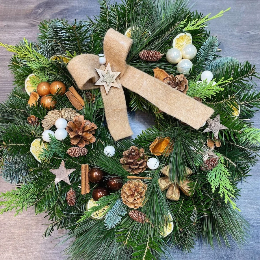 coronite18 Coronite de Craciun din Brad natural - Vraja Sărbătorilor - Dimensiune 35 - 40 cm 1